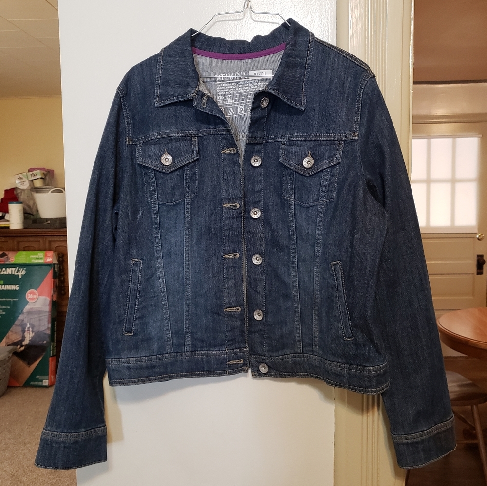 Women's Merona blue denim jean jacket size large in great condition - Picture 2 of 4